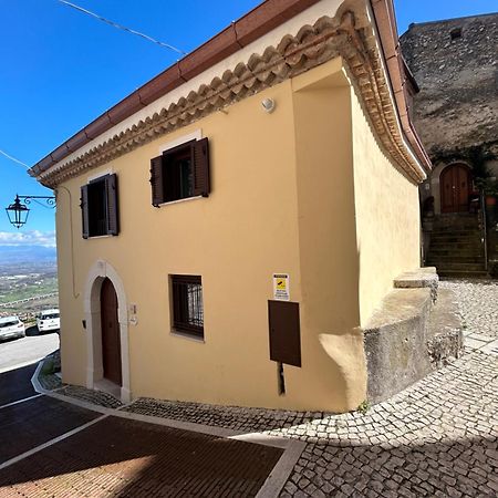 Residenza Il Panorama Della Ciociaria Panzió Castro dei Volsci Kültér fotó